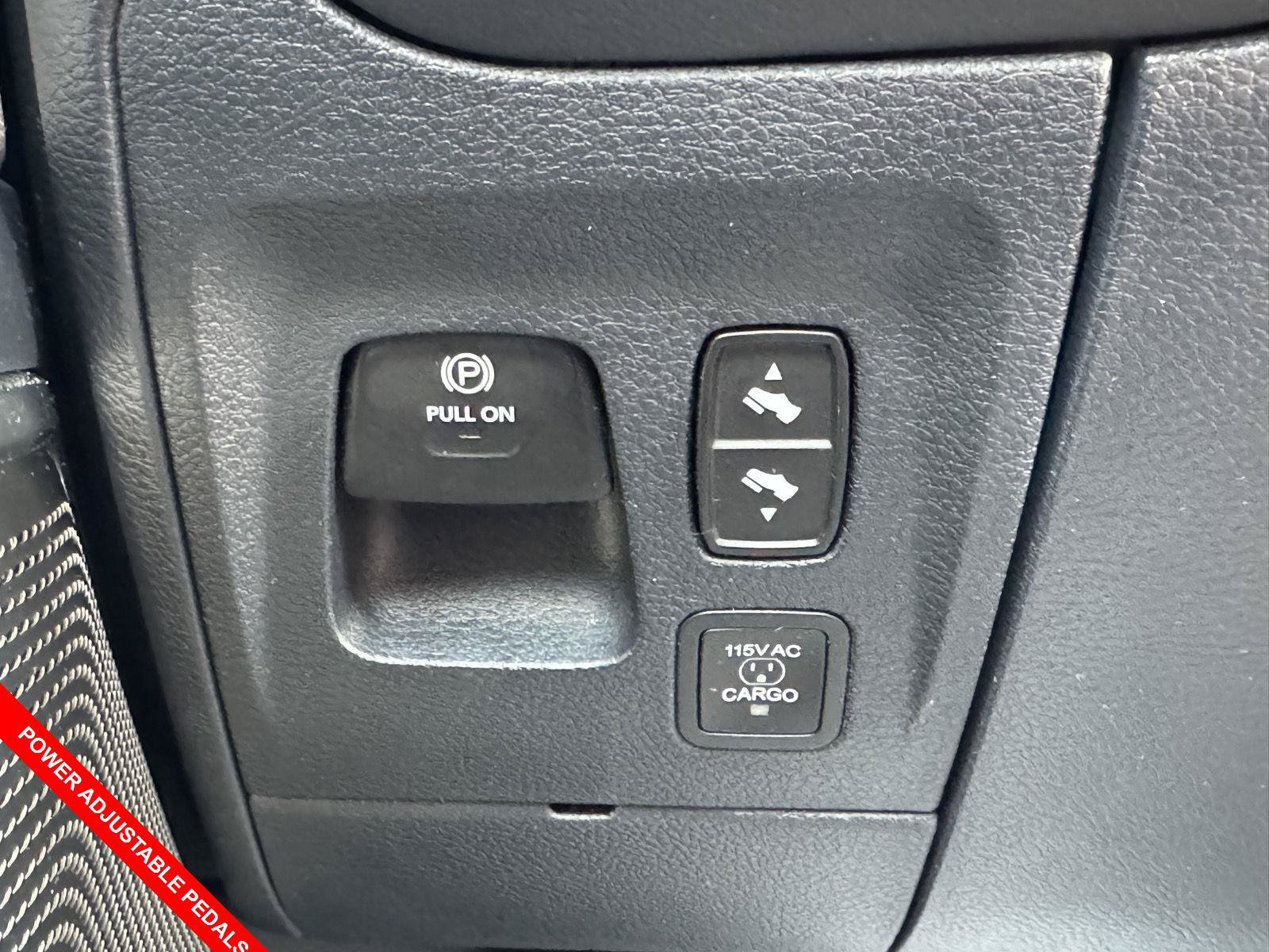 Used 2022 RAM 1500 Limited AWD/4WD image 26