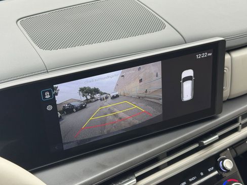 Used 2025 Hyundai Santa Fe SEL image 17