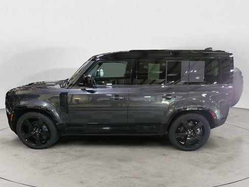 Used 2023 Land Rover Defender 110 X-Dynamic SE AWD/4WD image 2