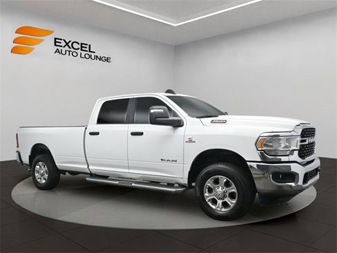 Used 2024 RAM 3500 Big Horn image 7