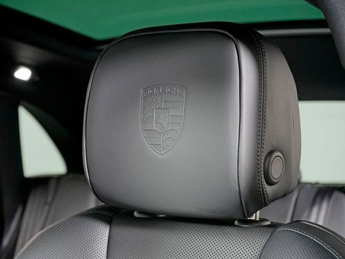 New 2026 Porsche Macan Turbo image 18