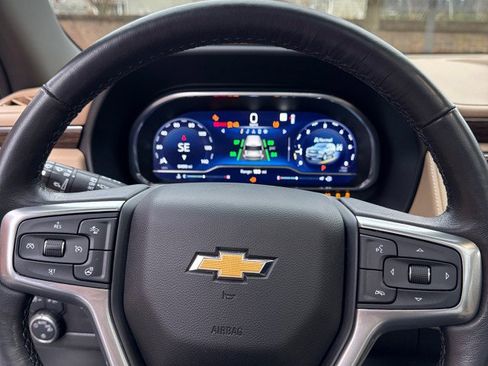 Certified 2023 Chevrolet Suburban Premier image 21