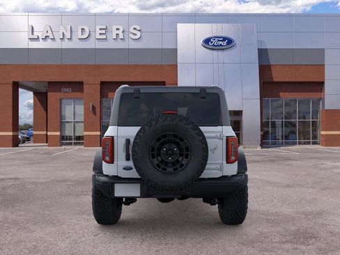 New 2026 Ford Bronco Badlands w/ Sasquatch Package AWD/4WD image 5