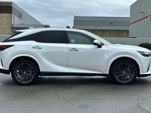 Used 2025 Lexus RX 350h w/ Convenience Package image 6