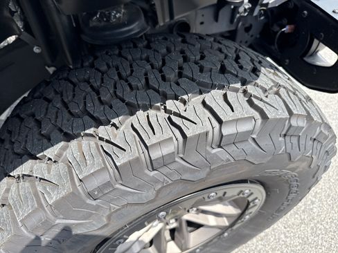 Certified 2025 Jeep Wrangler Unlimited Rubicon 392 AWD/4WD image 11