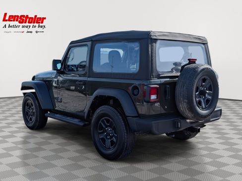 Used 2021 Jeep Wrangler Sport image 3