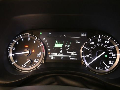 Used 2022 Toyota Highlander XSE image 13