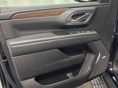 Used 2022 Chevrolet Tahoe High Country image 15