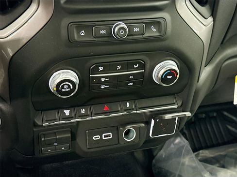 New 2026 GMC Sierra 3500 Pro image 9