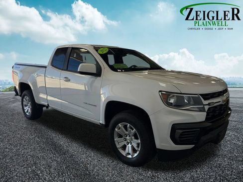 Used 2022 Chevrolet Colorado LT w/ Fleet Safety Package AWD/4WD image 7