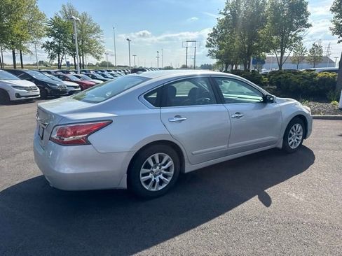 Used 2015 Nissan Altima 2.5 S w/ Power Driver Seat Package FWD image 7
