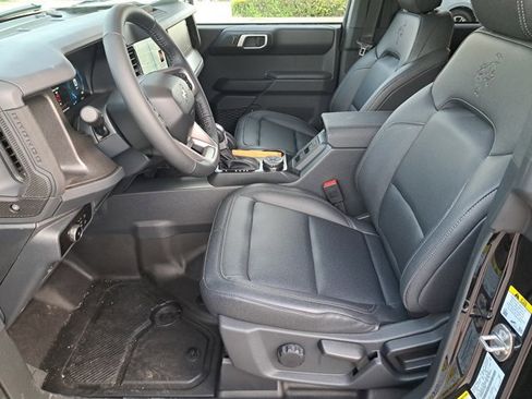 New 2026 Ford Bronco Badlands image 19