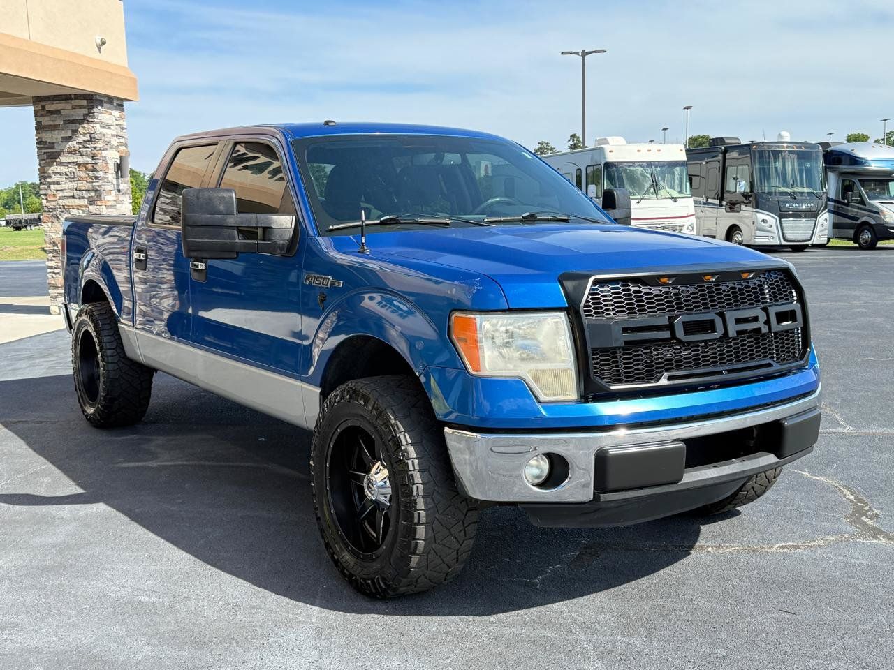 Used 2011 Ford F150 XLT w/ XLT Chrome Pkg RWD image 6