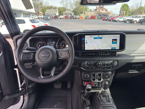 New 2026 Jeep Gladiator Willys image 12