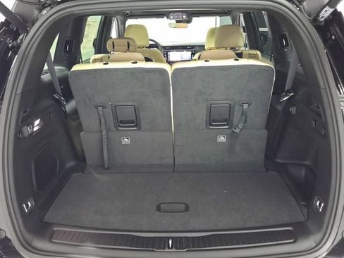 New 2026 Jeep Grand Cherokee L Limited w/ Limited Altitude Package RWD image 12