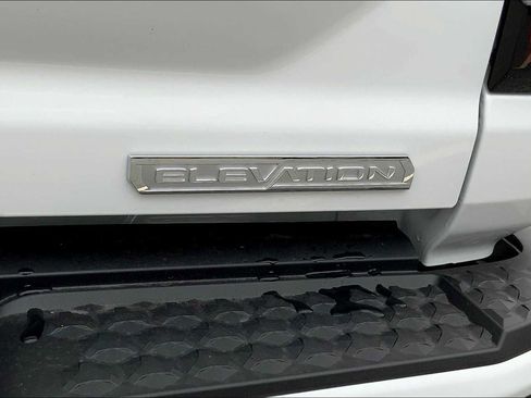 New 2026 GMC Canyon Elevation image 15
