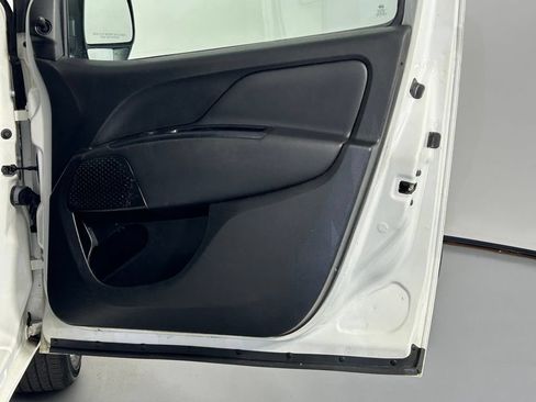 Used 2022 RAM ProMaster City Tradesman FWD image 9
