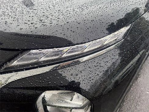 New 2026 Mitsubishi Outlander SE image 31