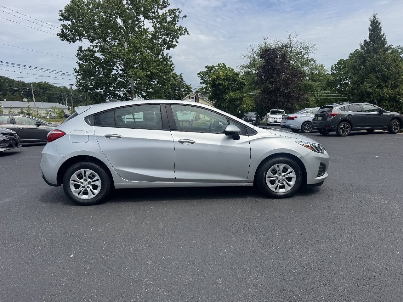 Used 2019 Chevrolet Cruze LS FWD image 5