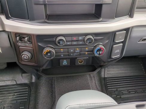 New 2026 Ford F250 XL w/ XL Chrome Package RWD image 18