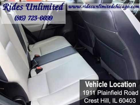 Used 2018 Toyota RAV4 Limited image 30