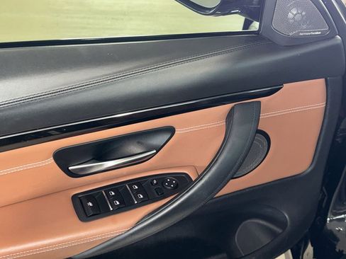 Used 2019 BMW M4 Convertible w/ Competition Package image 15