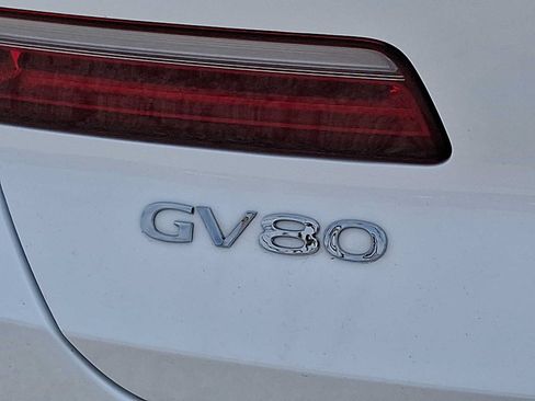 Used 2025 Genesis GV80 3.5T Advanced AWD/4WD image 34