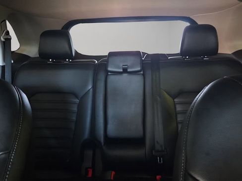 Used 2024 Ford Edge SEL image 25