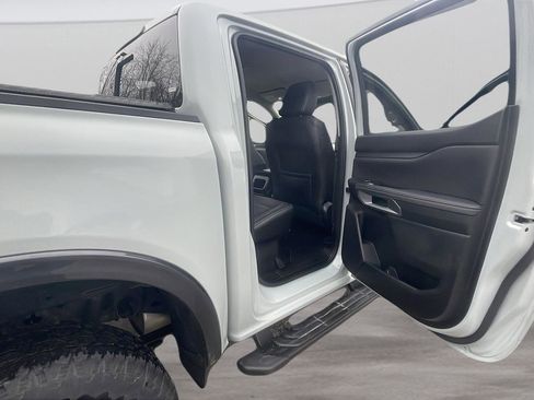 Used 2024 Ford Ranger Lariat w/ Advanced Towing Package image 22