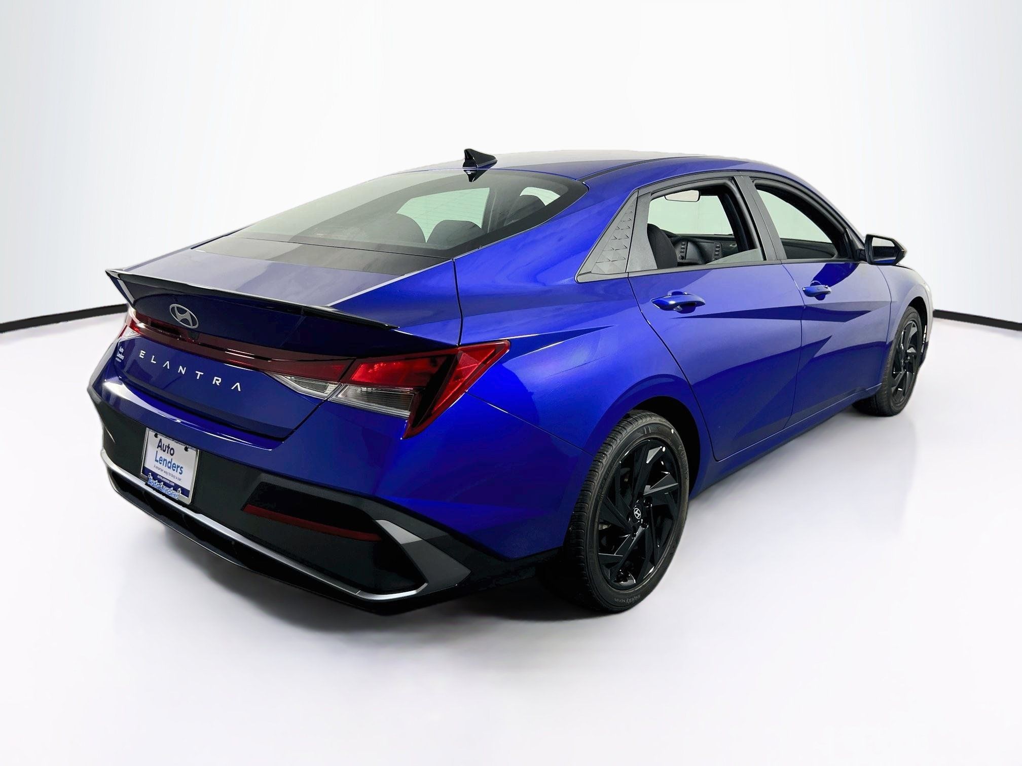 Used 2026 Hyundai Elantra Sport FWD image 5