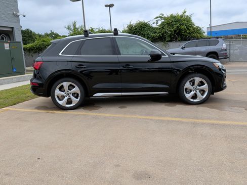 Used 2021 Audi Q5 2.0T Premium Plus w/ Premium Plus Package AWD/4WD image 11