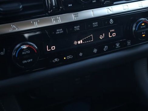 New 2026 Nissan Pathfinder SL w/ SL Premium Package image 16