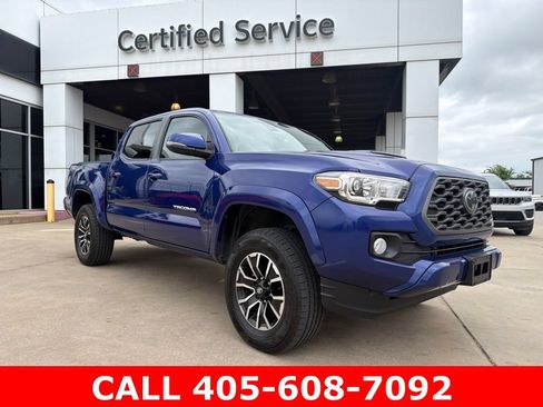 Used 2022 Toyota Tacoma TRD Sport AWD/4WD image 1