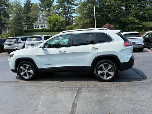 Used 2020 Jeep Cherokee Limited w/ Luxury Group AWD/4WD image 10