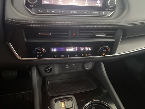 Used 2025 Nissan Rogue SV AWD/4WD image 69