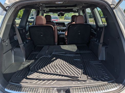 Used 2025 Kia Telluride SX Prestige AWD/4WD image 18