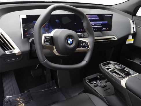 New 2026 BMW iX xDrive45 image 6