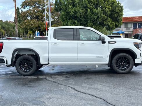 New 2026 GMC Sierra 1500 Elevation image 3