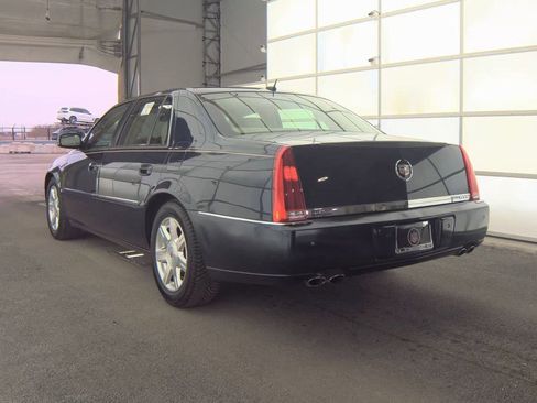 Used 2008 Cadillac DTS image 4