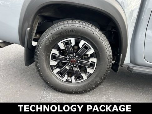 Used 2024 Nissan Frontier Pro-X w/ Technology Package image 7