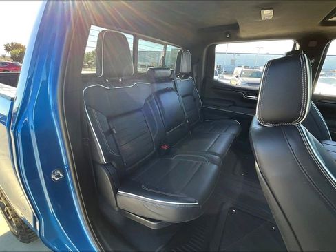 Used 2022 GMC Sierra 1500 AT4X image 36