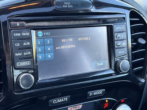 Used 2015 Nissan Juke SV w/ Technology Package image 22