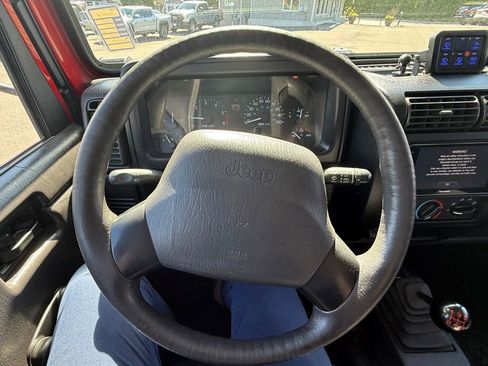 Used 1999 Jeep Wrangler Sport AWD/4WD image 12