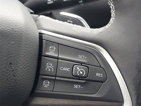 New 2025 Jeep Grand Cherokee Limited w/ Trailer Tow Package image 23