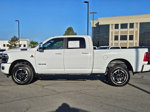 Used 2025 RAM 2500 Laramie AWD/4WD image 10