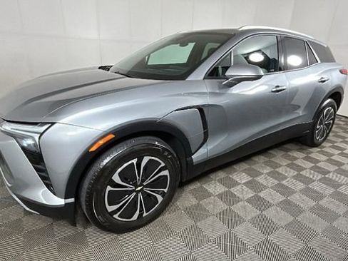 Used 2024 Chevrolet Blazer EV LT AWD/4WD image 7