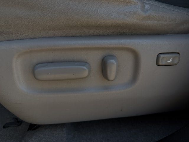 Used 2009 Toyota RAV4 Limited FWD image 26