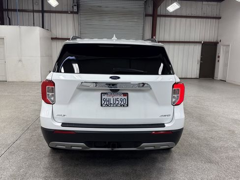 Used 2023 Ford Explorer XLT w/ Equipment Group 202A image 18