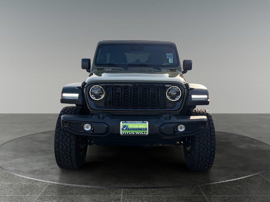 Used 2025 Jeep Wrangler Unlimited Sport AWD/4WD image 2