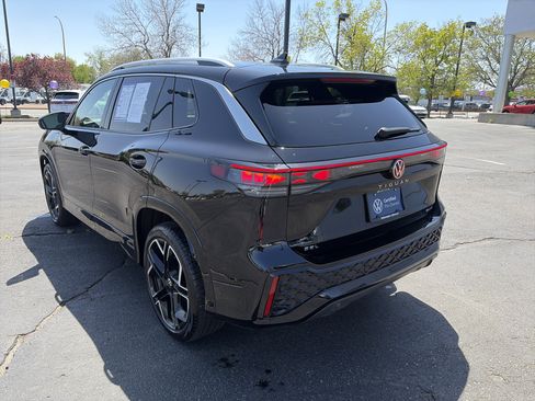 Used 2025 Volkswagen Tiguan SEL R-Line image 7